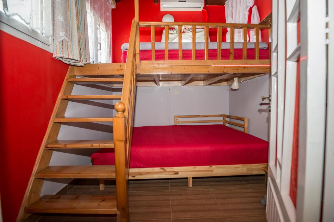 Villa Matula Kalamítsi Екстериор снимка