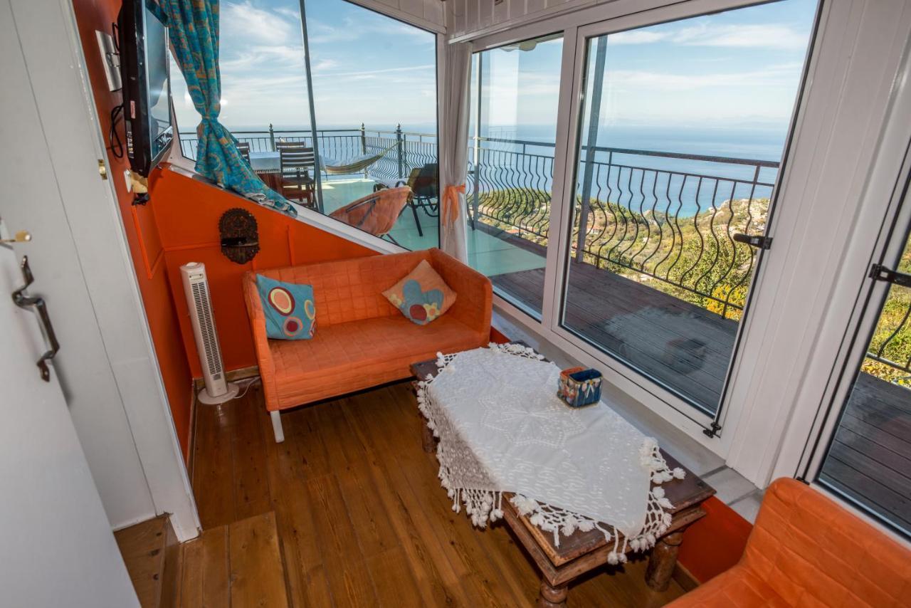 Villa Matula Kalamítsi Екстериор снимка