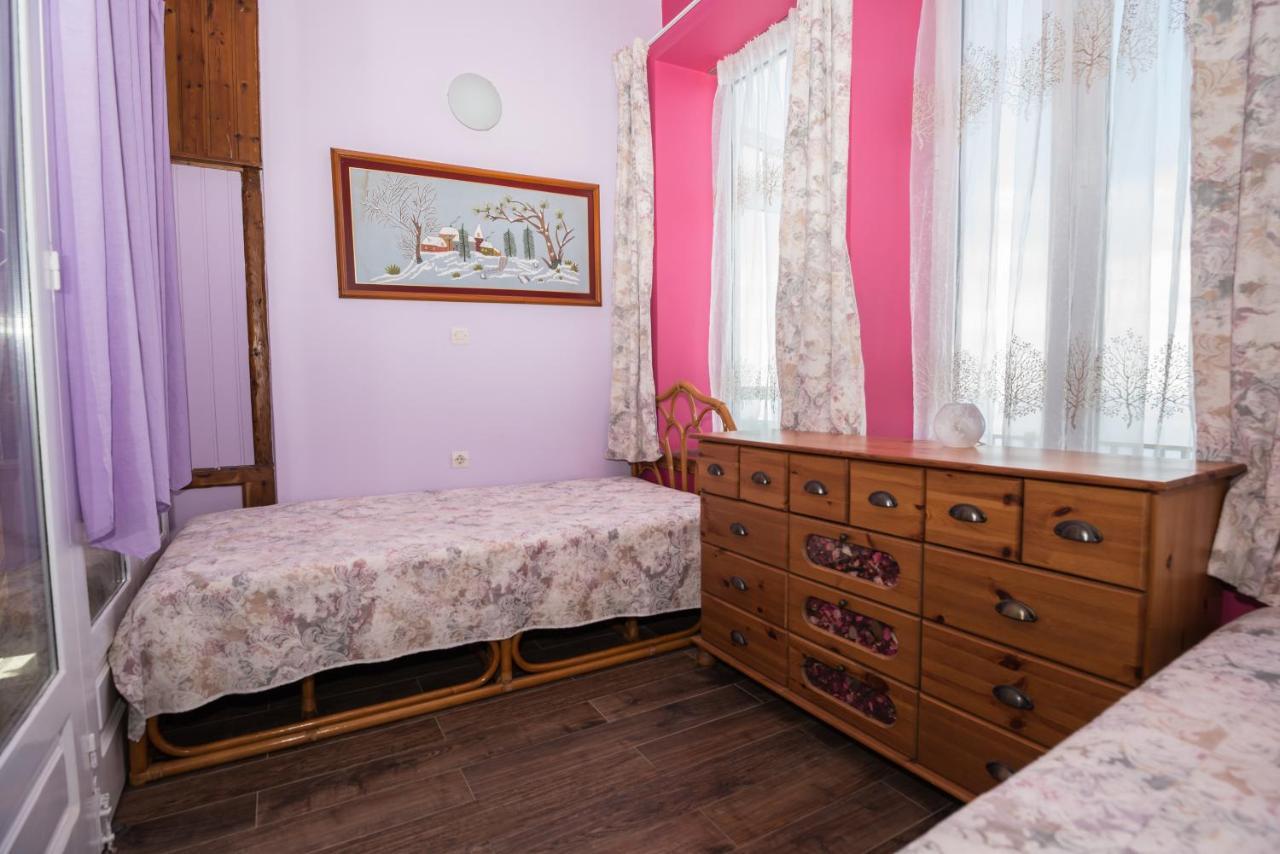 Villa Matula Kalamítsi Екстериор снимка