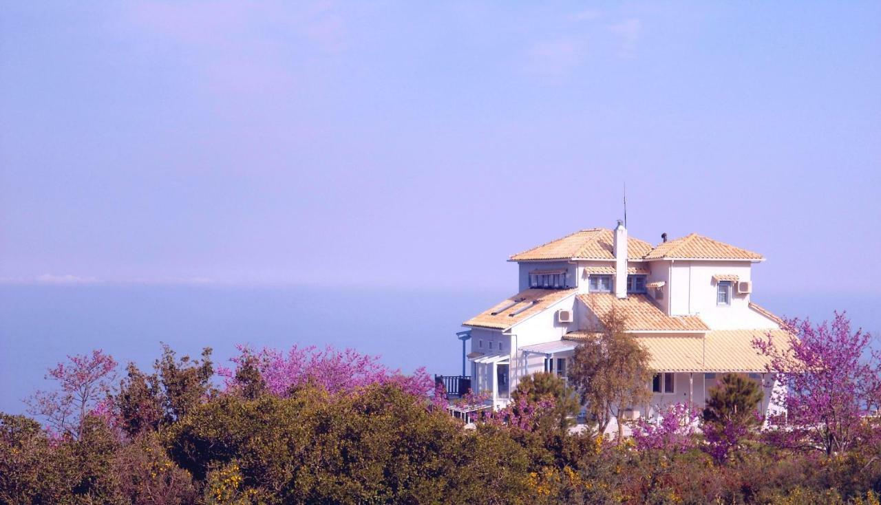 Villa Matula Kalamítsi Екстериор снимка