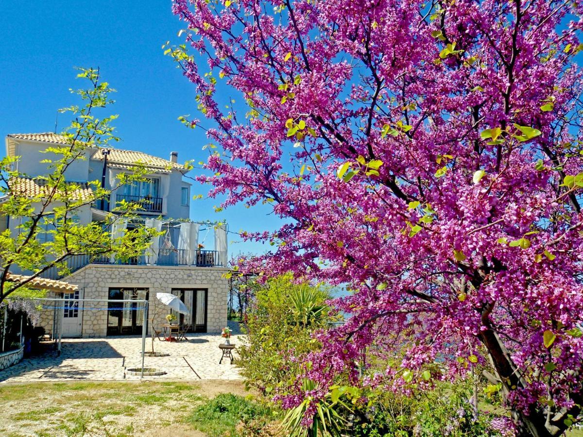 Villa Matula Kalamítsi Екстериор снимка